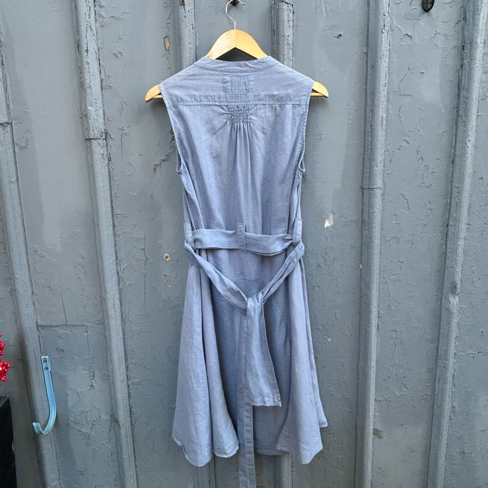 Malvin Blue Linen Midi Dress, Small