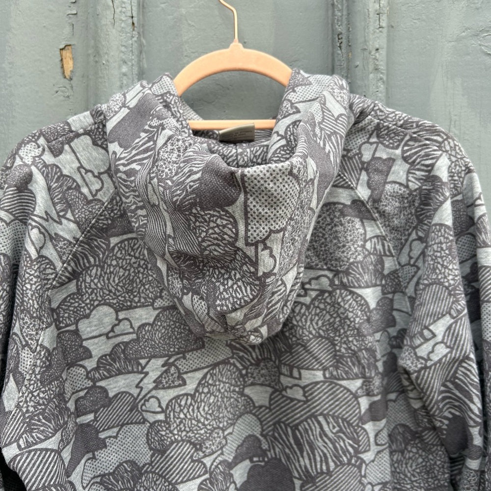 Nike Cloud Hoody, size M