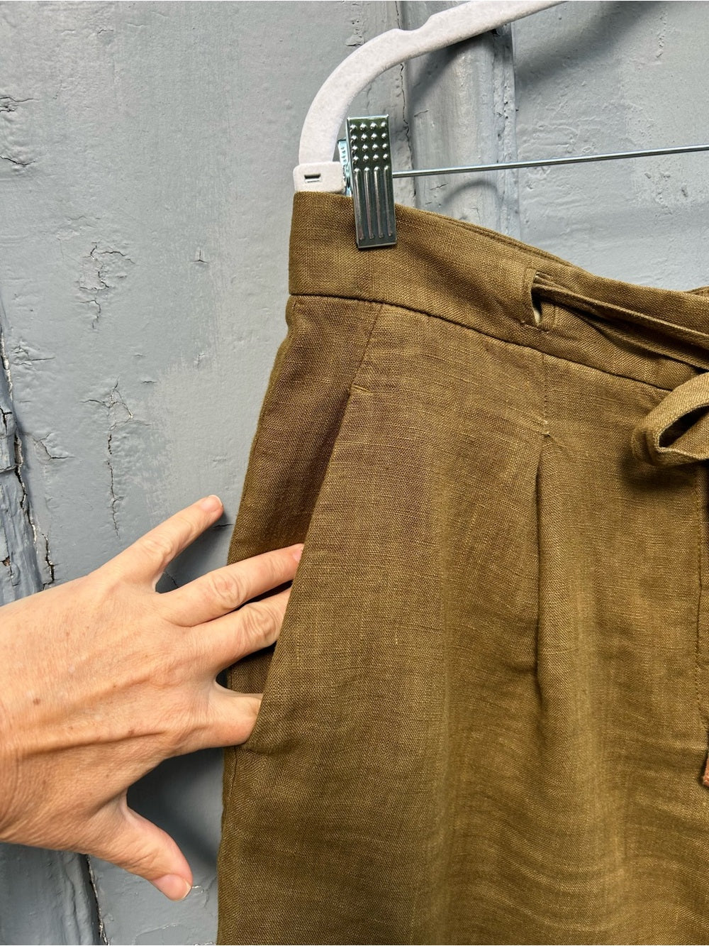 Massimo Dutti Linen shorts, size 10
