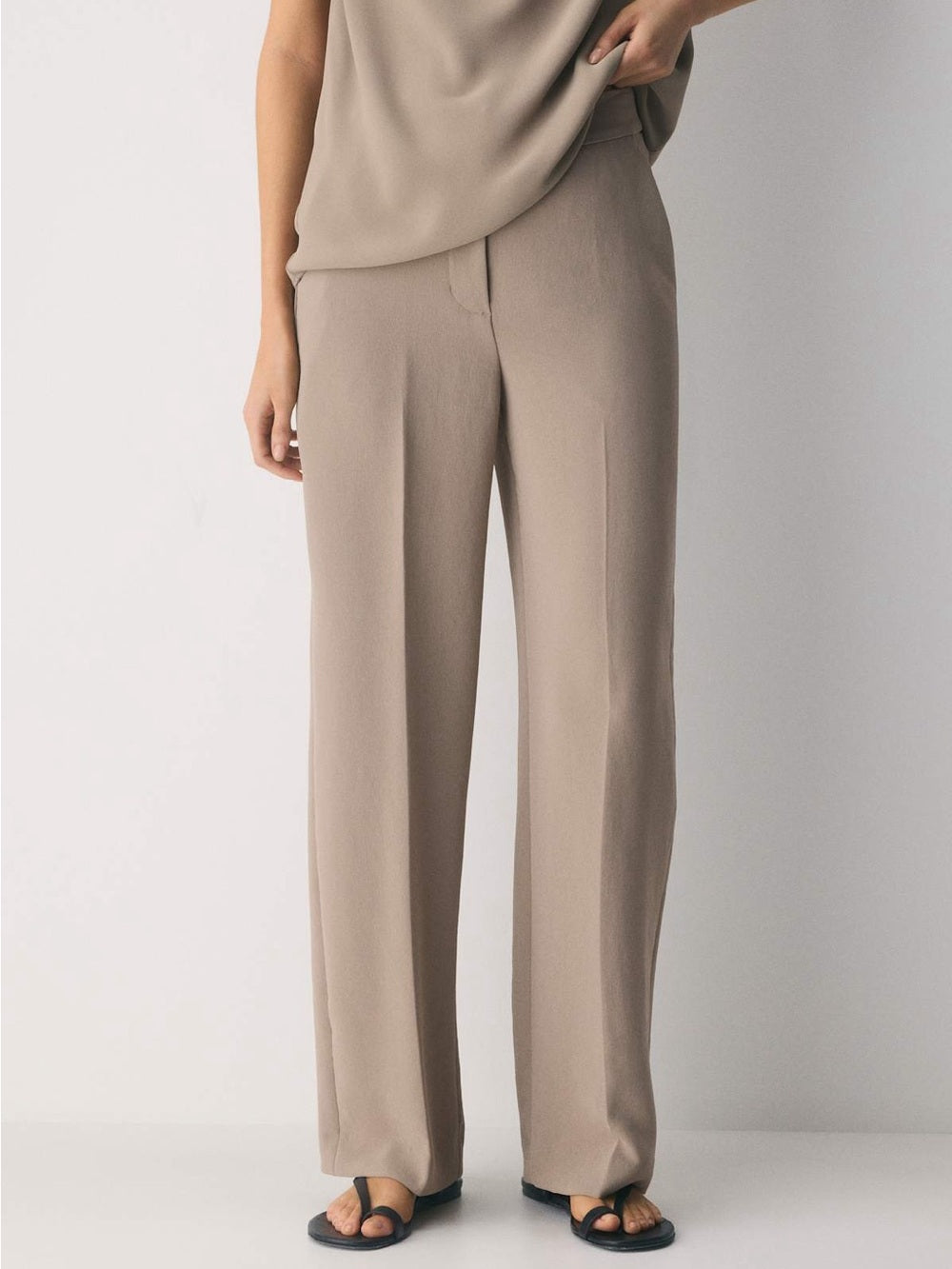 Babaton Heather Matte Pearl Limitless Trouser, BNWT, size 10