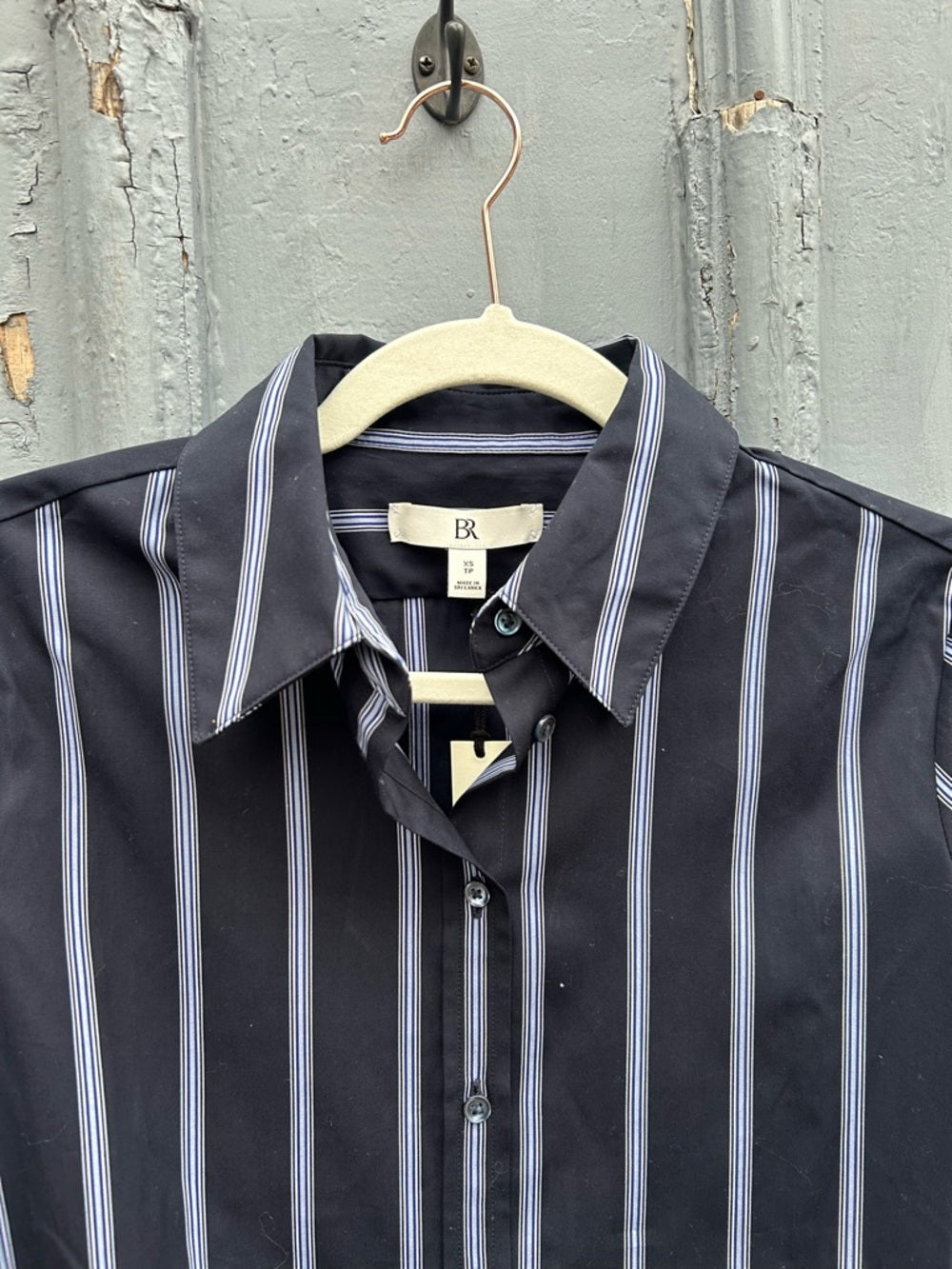 Banana Republic The Perfect Shirt Blue Cotton striped Button-down, BNWT, size XS