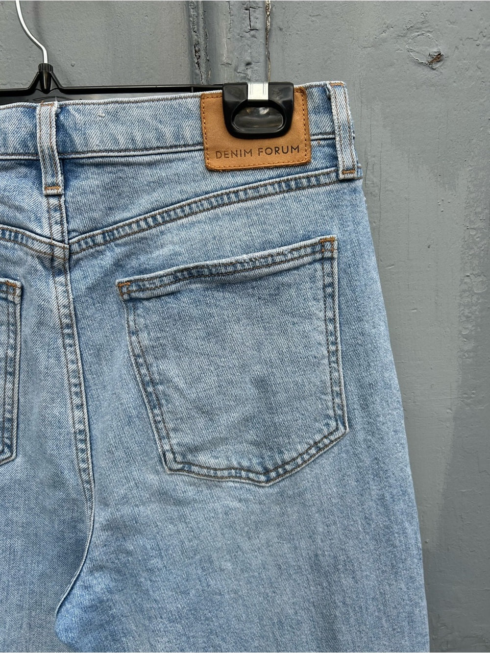 Denim Forum Arlo High Rise Straight, size 30