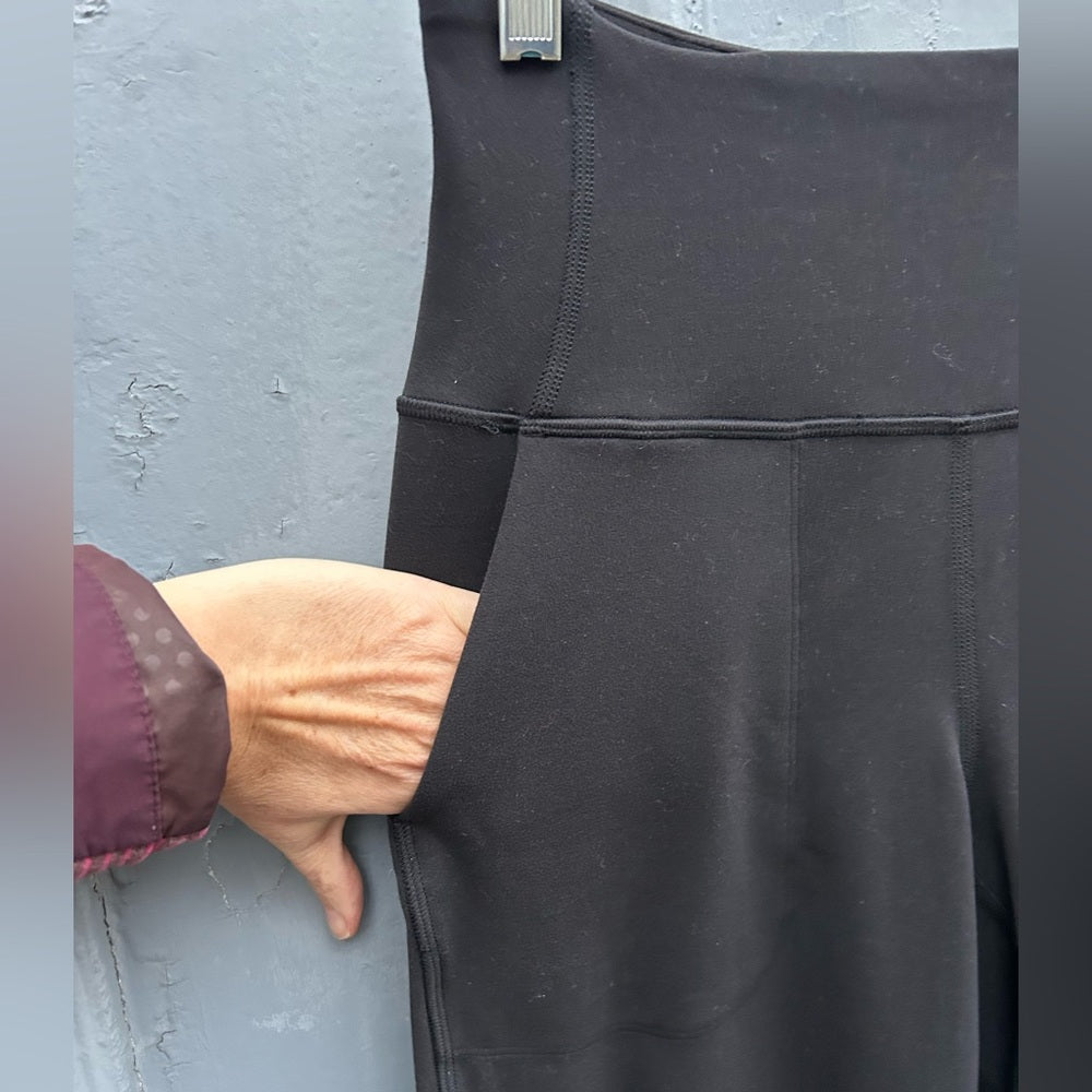 Lululemon Black Align Wide Leg, size 4