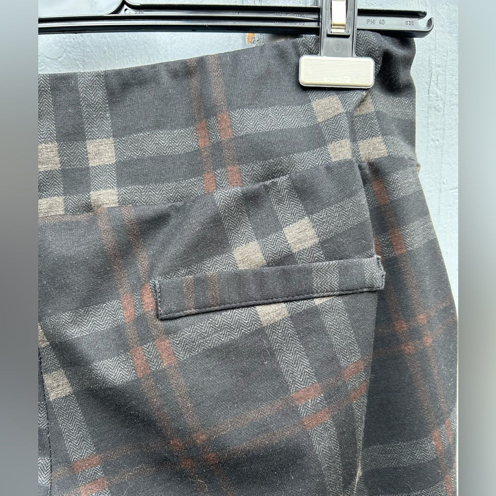 Dotty Plaid Check Pants, size Large