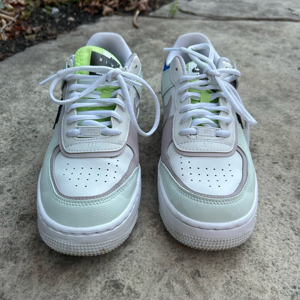 Nike Air Force 1 Shadow SE ‘Pixel Swoosh - Barely Green’, size 8.5