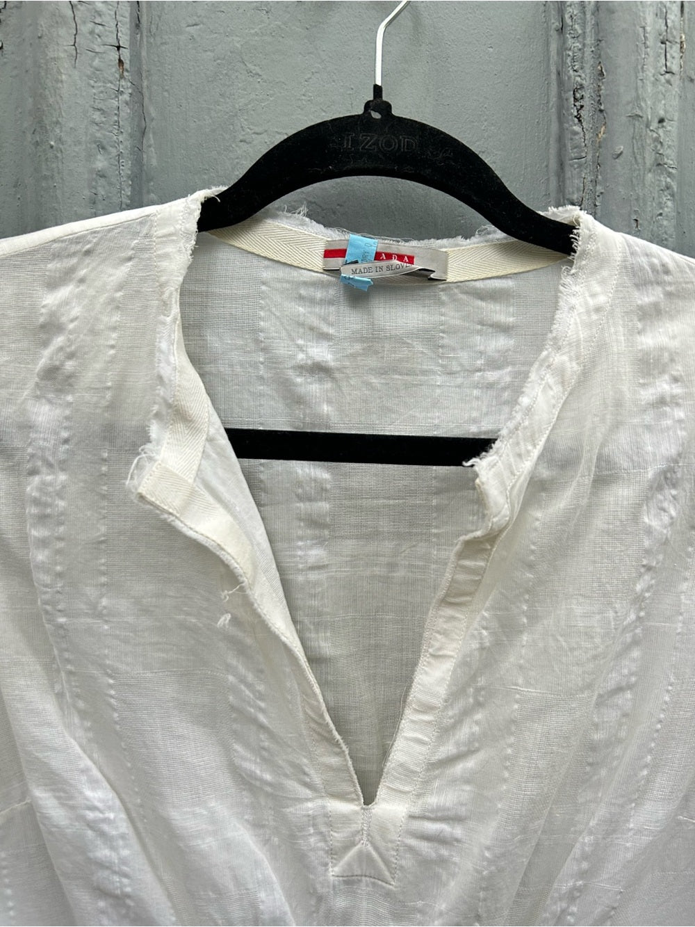Prada Cotton Linen Blouse, size 40 (size 4/6)