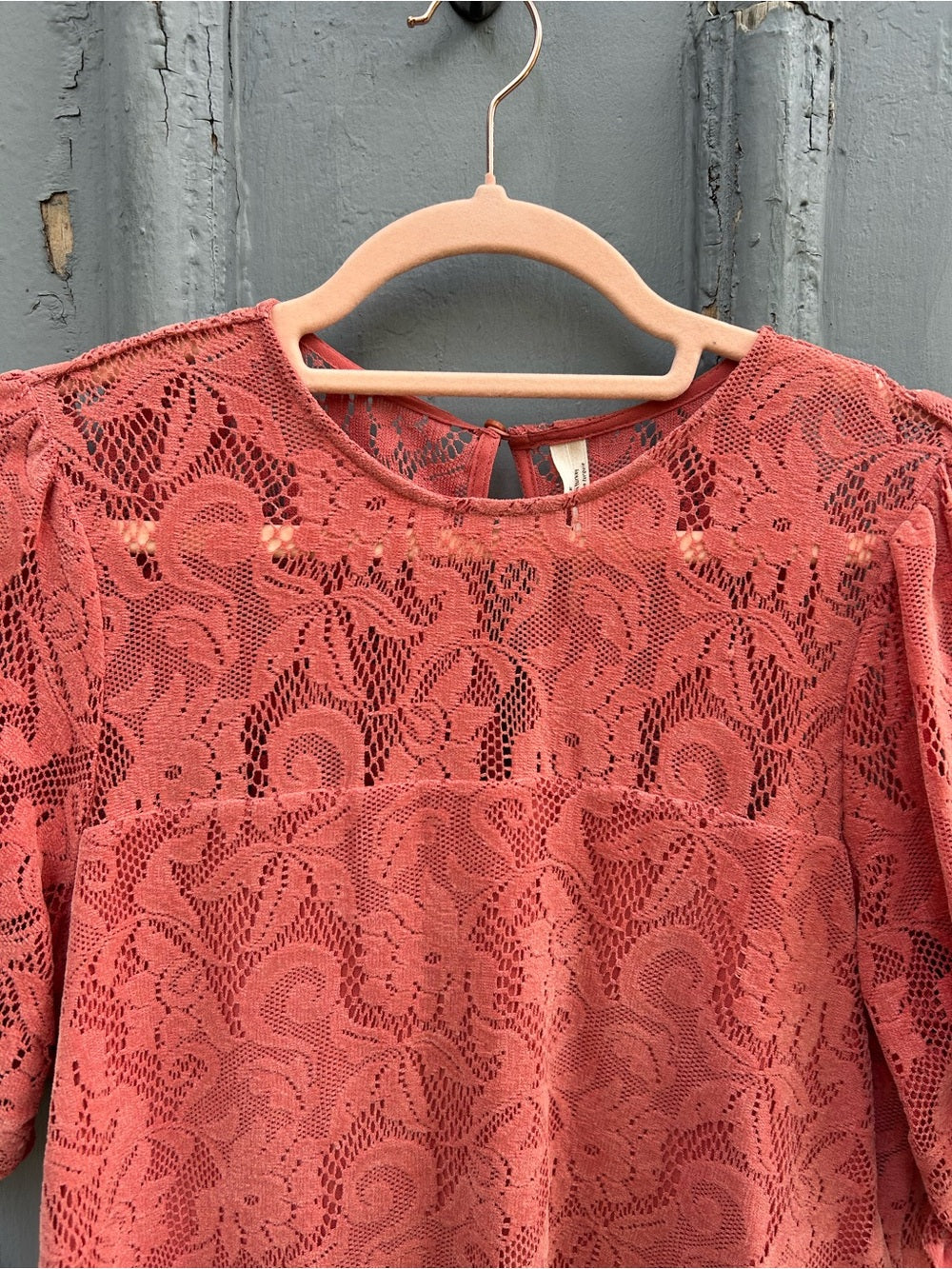 Anthropologie Parvati Velvet Lace Ruched Blouse Short Sleeve Top, Extra Small