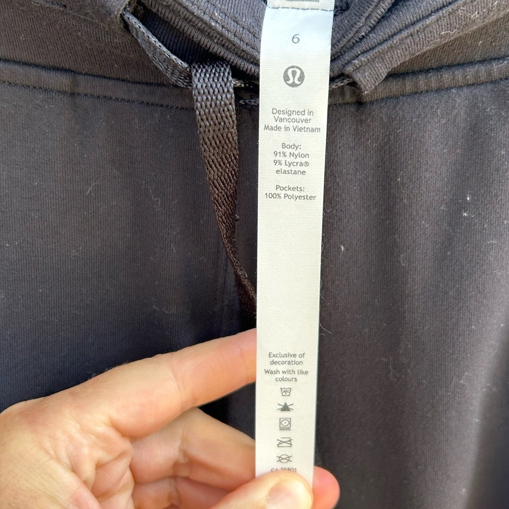 Lululemon Ready to Rulu Cropped Jogger, size 6
