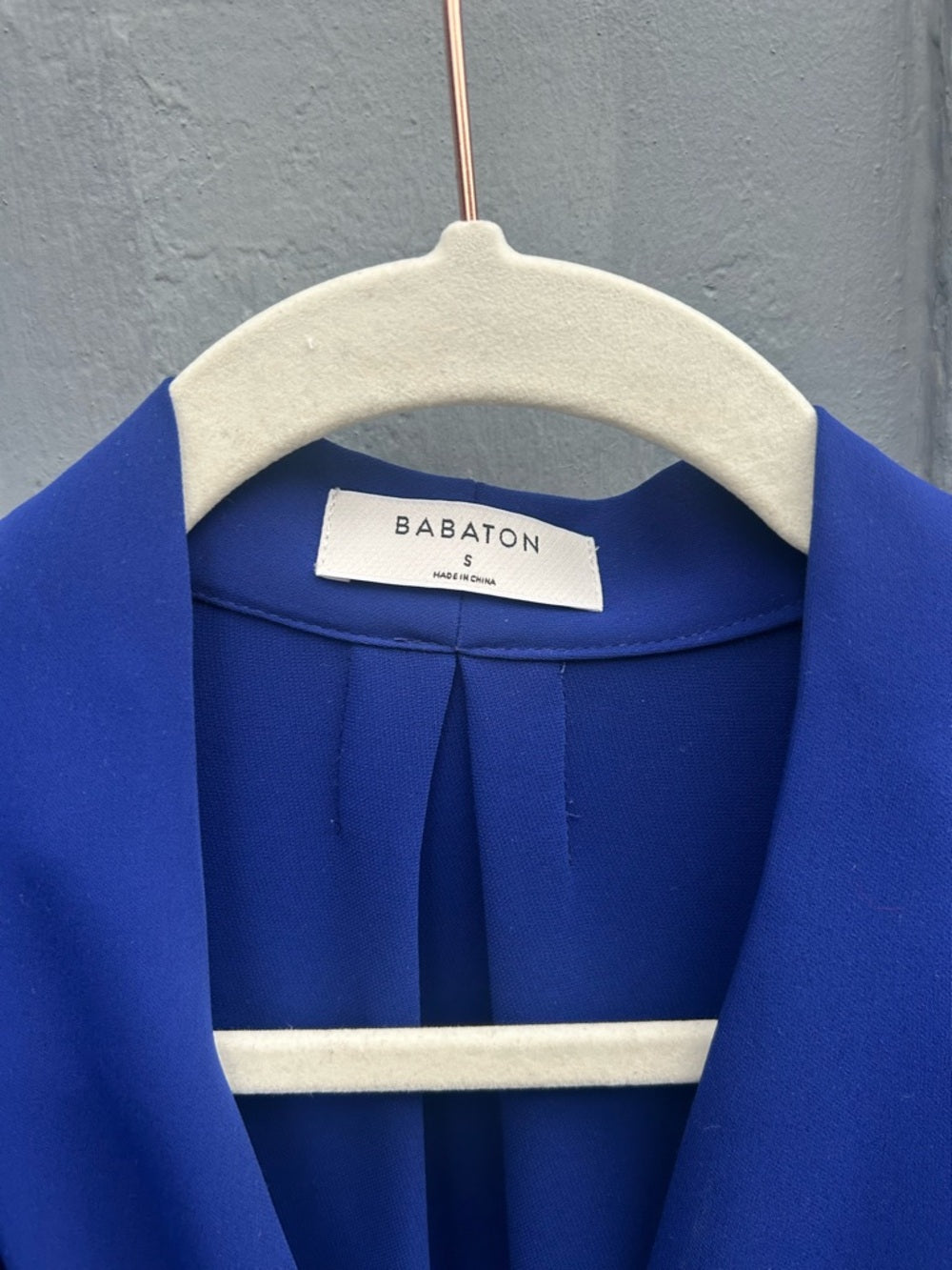 Aritzia Royal Blue Babaton Power blouse, Small