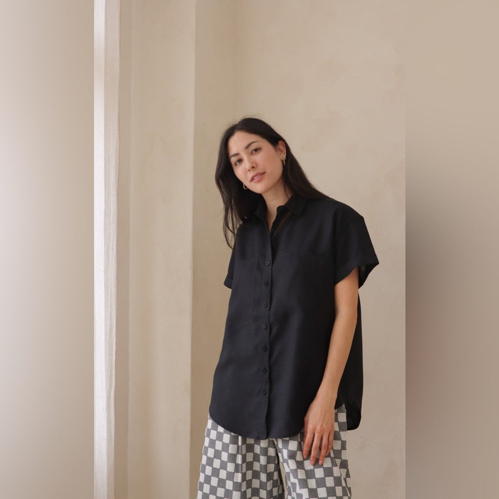 Power of my People black Wayward Fit Ss button up shirt, size xxs