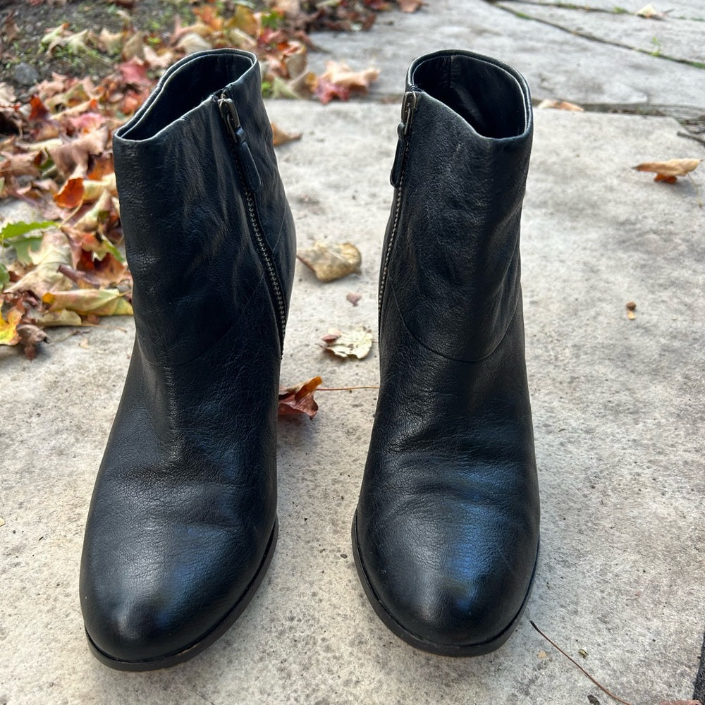 Cole Haan Black Cassidy ankle boots, size 10