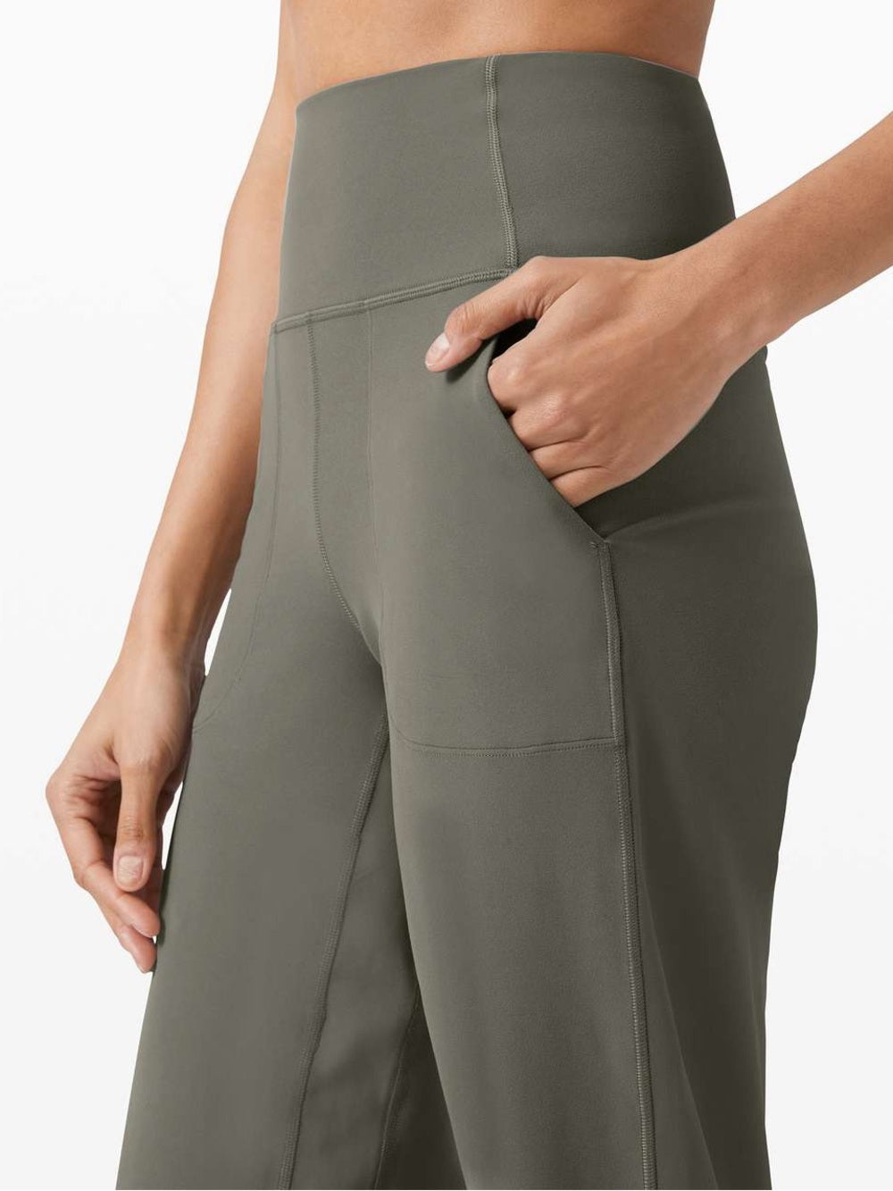 Lululemon Align Wide Leg Super-High-Rise Crop *23”, size 6