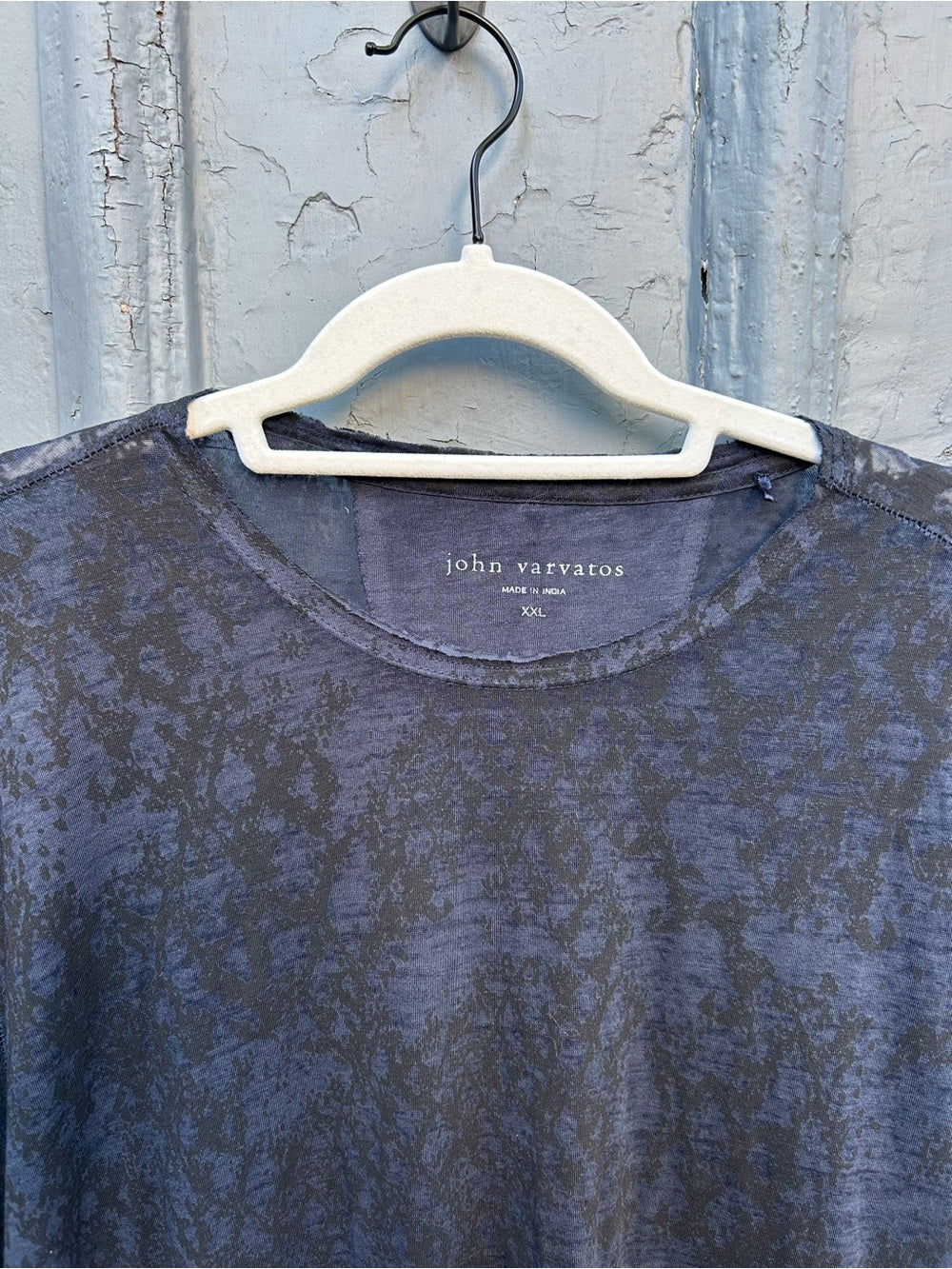 JOHN VARVATOS THE SHORT SLEEVE BURNOUT TEE, size XXL