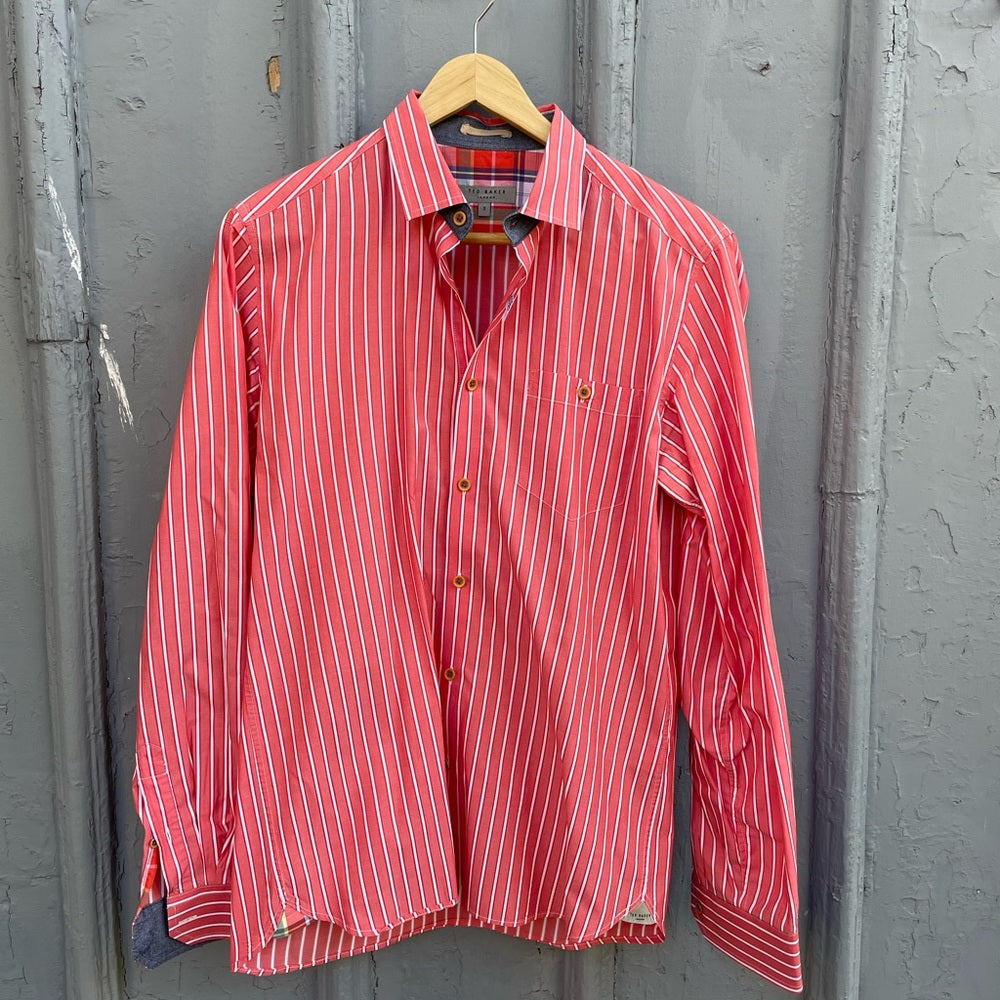 Ted Baker “Nipani” red vertical stripe Buttondown, size Ted 3 (Medium)