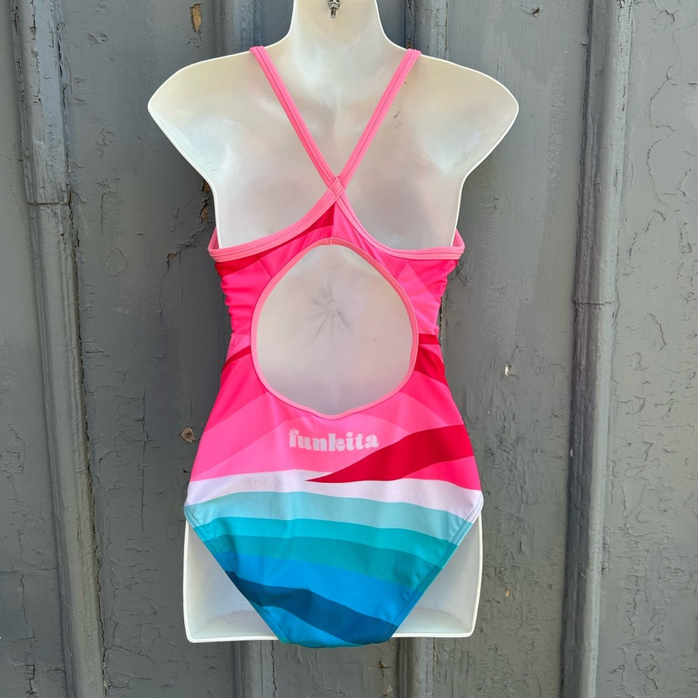 Funkita Summit Sunset Diamond Back One Piece, size 34 (US8)