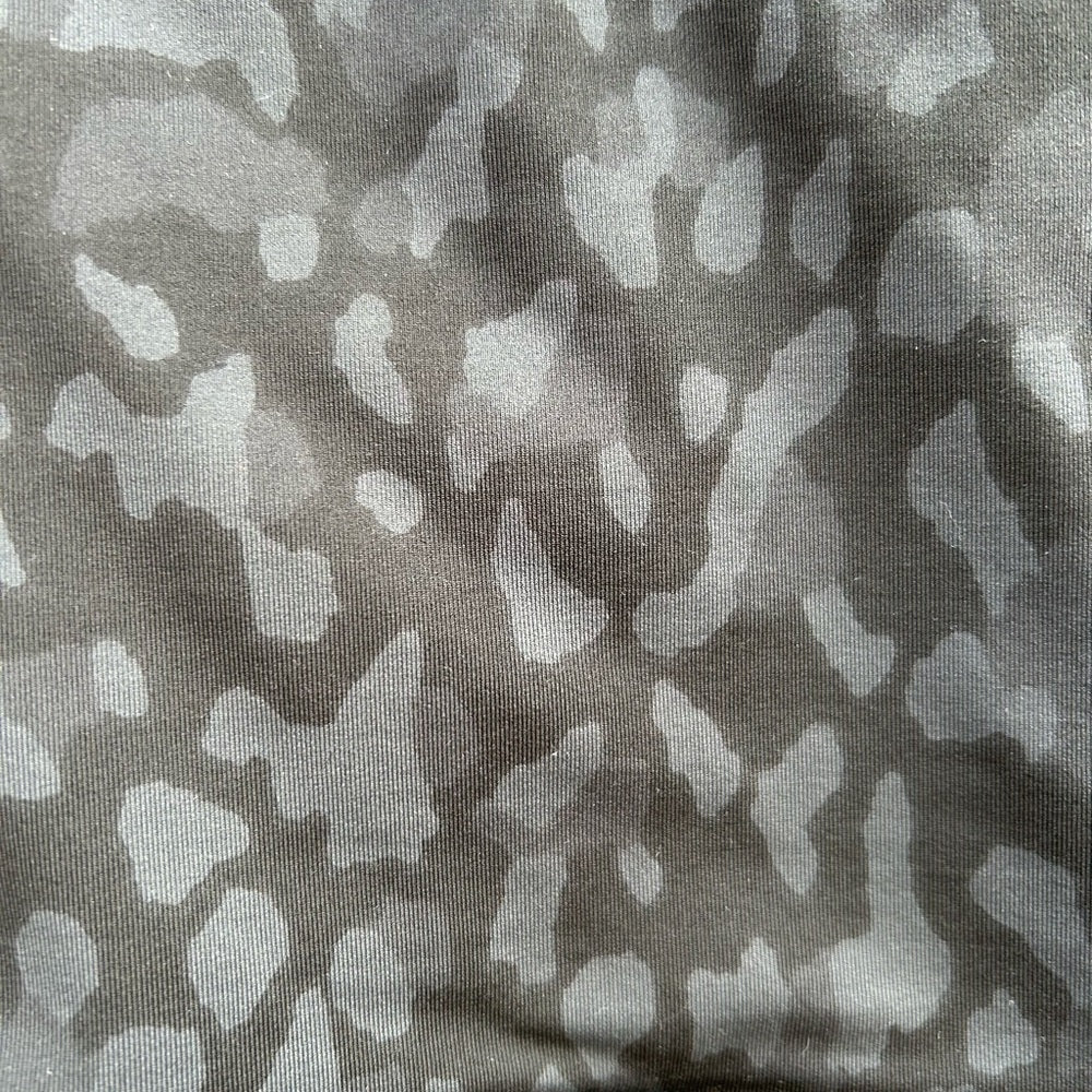Lululemon Free To Be Serene Bra, size 14