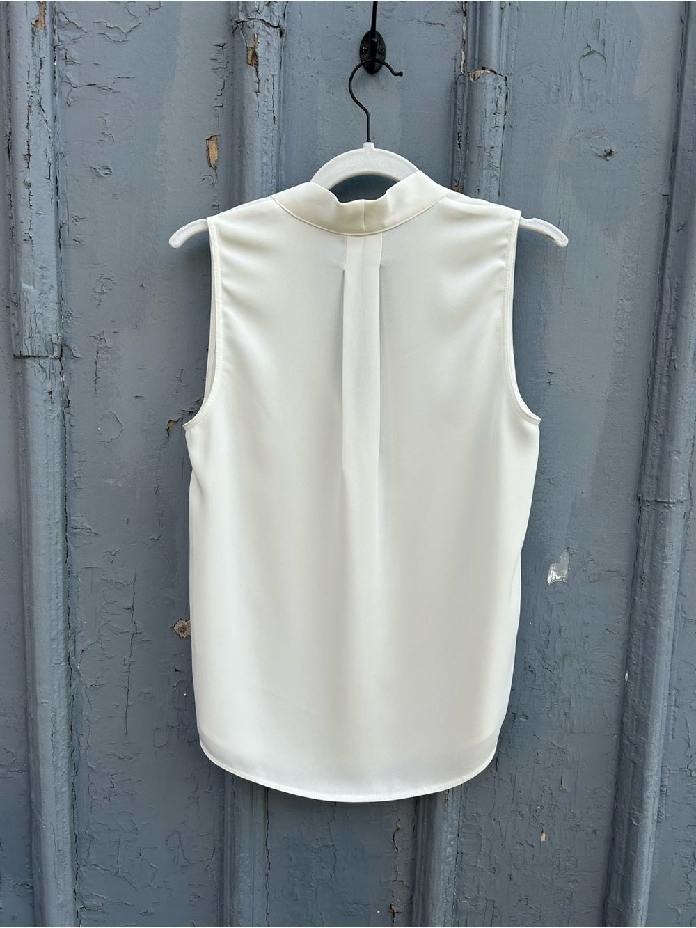 Babaton Sleeveless White Power Blouse, size S