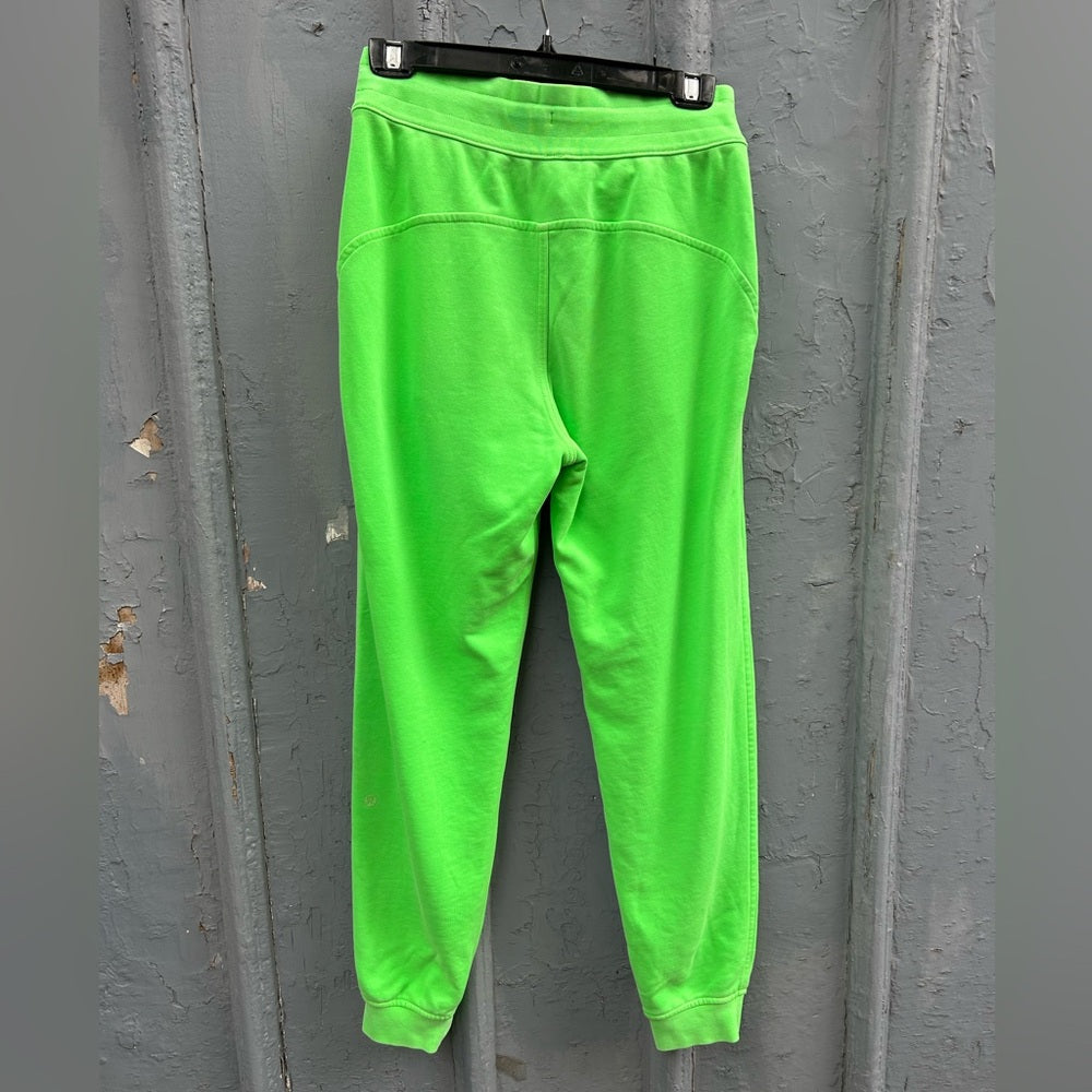 Lululemon Scuba High Rise French Terry Jogger, size 6