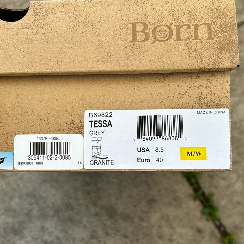 Born Tessa Boots, size 8.5