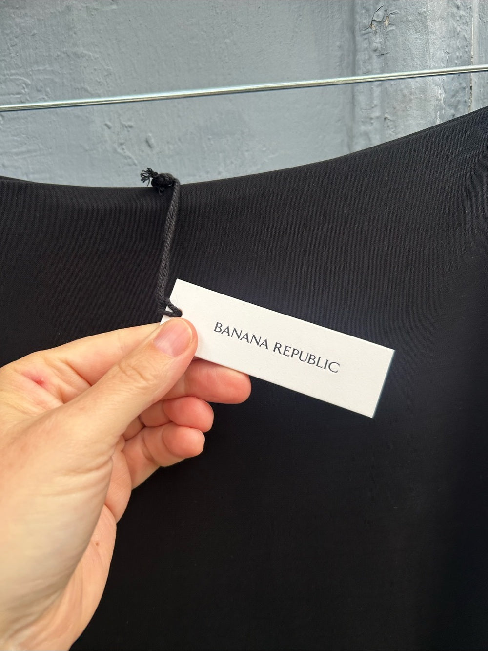 Banana Republic Crepe Midi Skirt, BNWT, size M