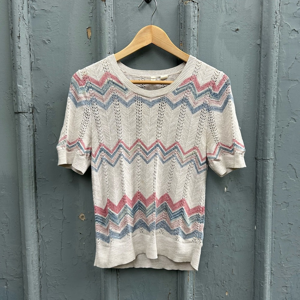 Moth Anthropologie Cream Chevron Knit Top, size M