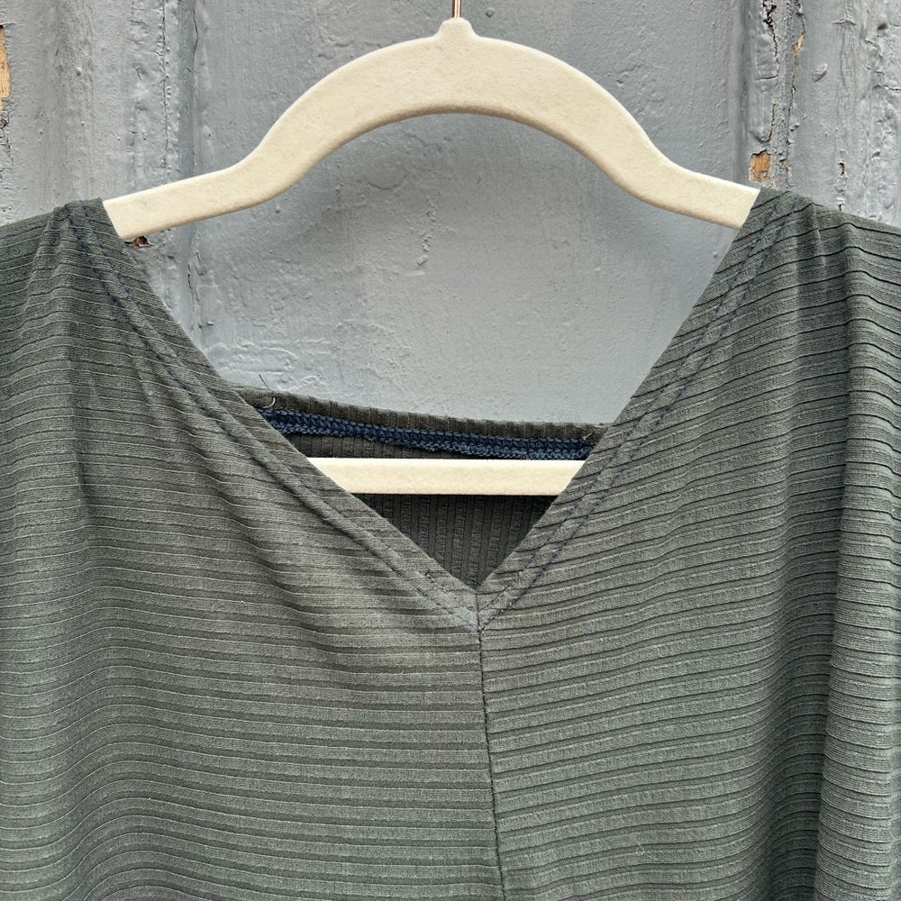 Hackwith Design House Khaki Ribbed Tee, 1/2 (size 1X/2X)