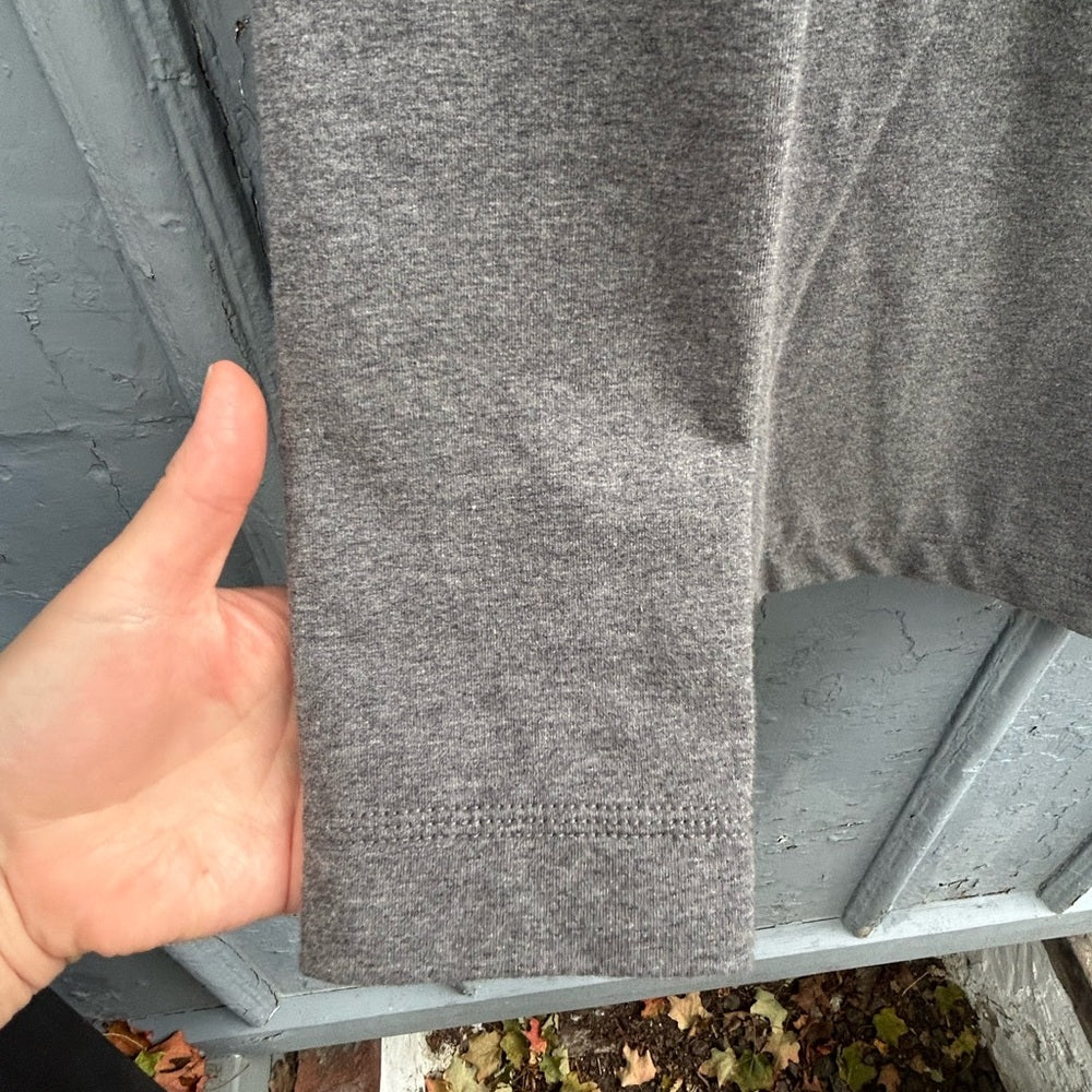 Lululemon dark Grey Savasana Wrap Sweater, BNWT, size 6