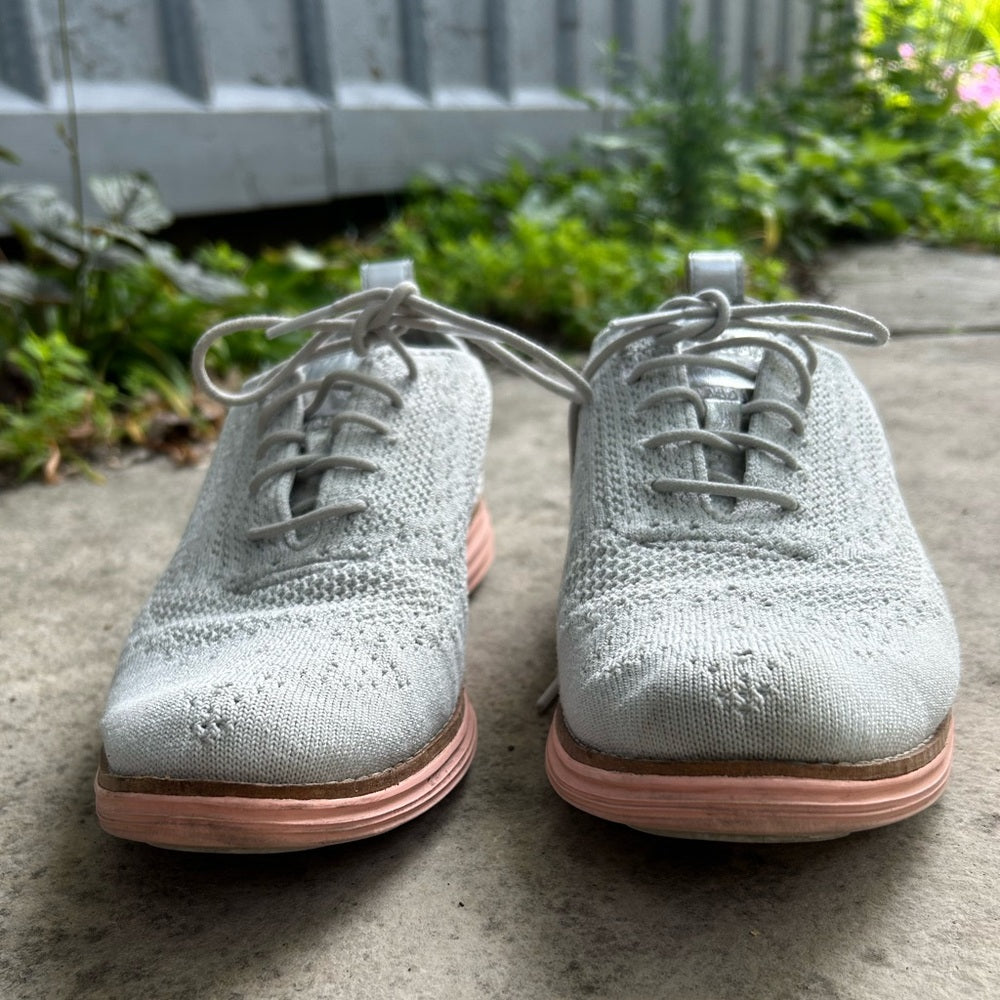 Cole Haan OriginalGrand Wingtip Oxford, size 9.5