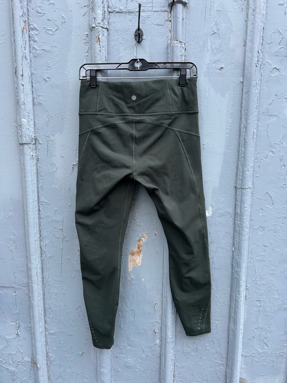 Athleta Rainier Tight, BNWT, size M