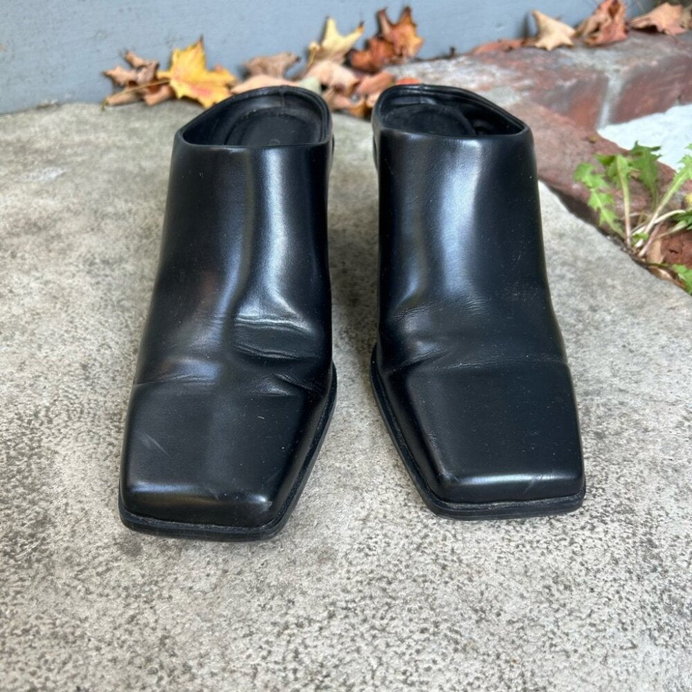 Oak & Fort Square toe Mules, size 7,