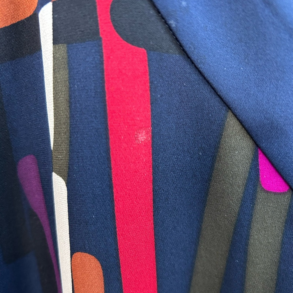 Diane Von Furstenberg silk Dacey Blouse, size 8