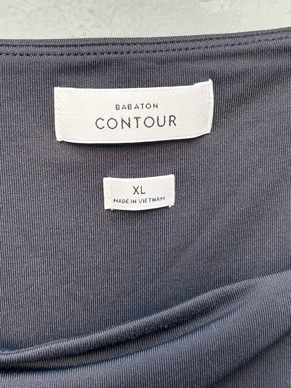 Babaton Aritzia Long-Sleeve Square Neck Contour Bodysuit, size XL