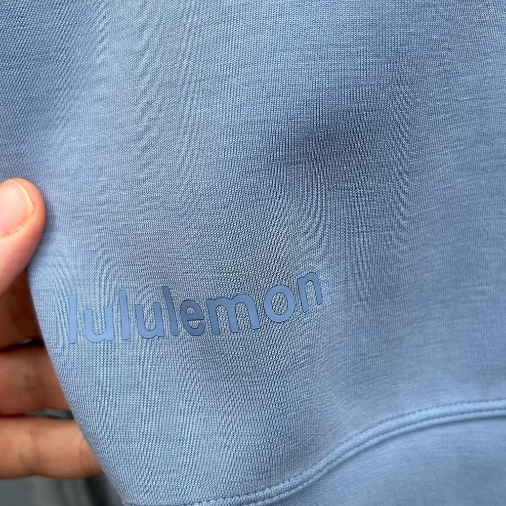 Lululemon Perfectly Oversized Cropped Crew, size 4