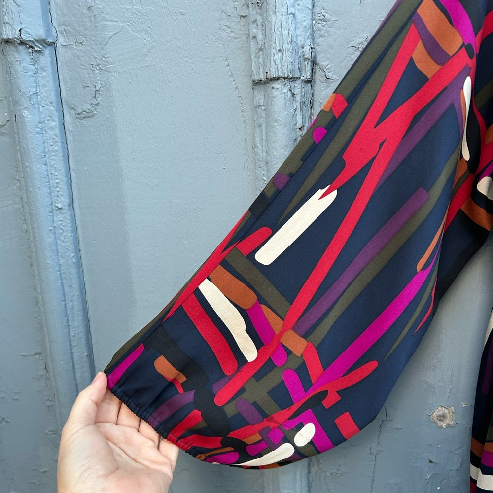 Diane Von Furstenberg silk Dacey Blouse, size 8