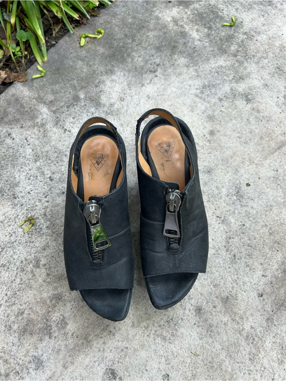 John Fluevog Black Prepare 2.0 Tent Open Toe Platform Sandal, size 7