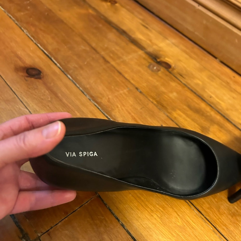 Via Spiga black pointed heels, size 10