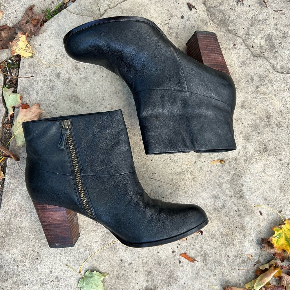 Cole Haan Black Cassidy ankle boots, size 10