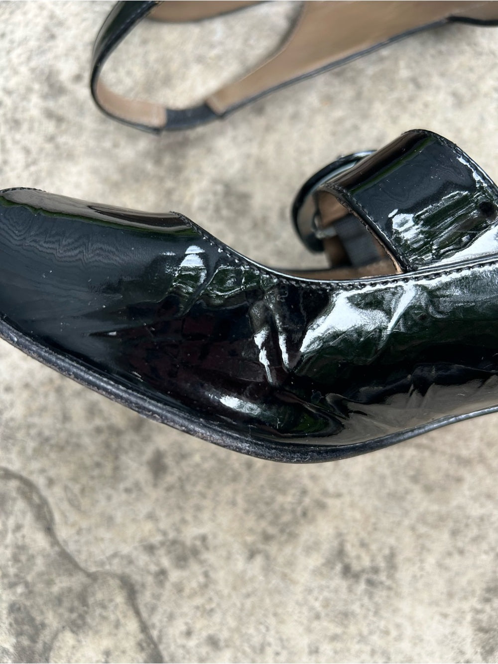 Anyi Lu Black Patent Leather Tulip Slingback Heels, size 39