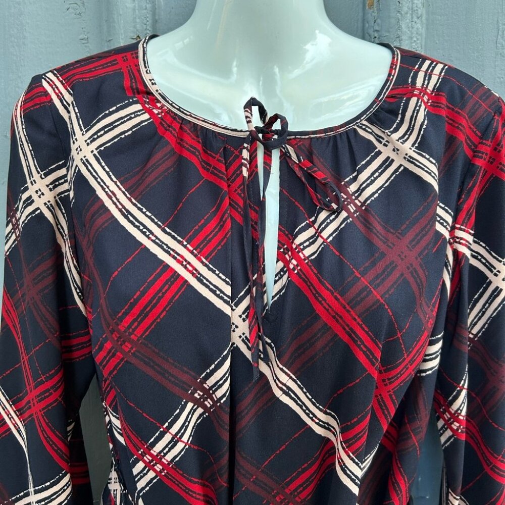 Ann Taylor Plaid Belted dress, size 4