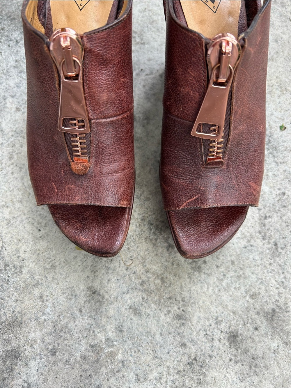 John Fluevog Brown Prepare 2.0 Tent Open Toe Platform Sandal, size 7