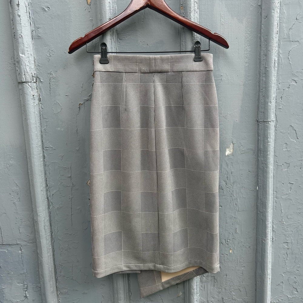 Leze the label Laurina skirt, small