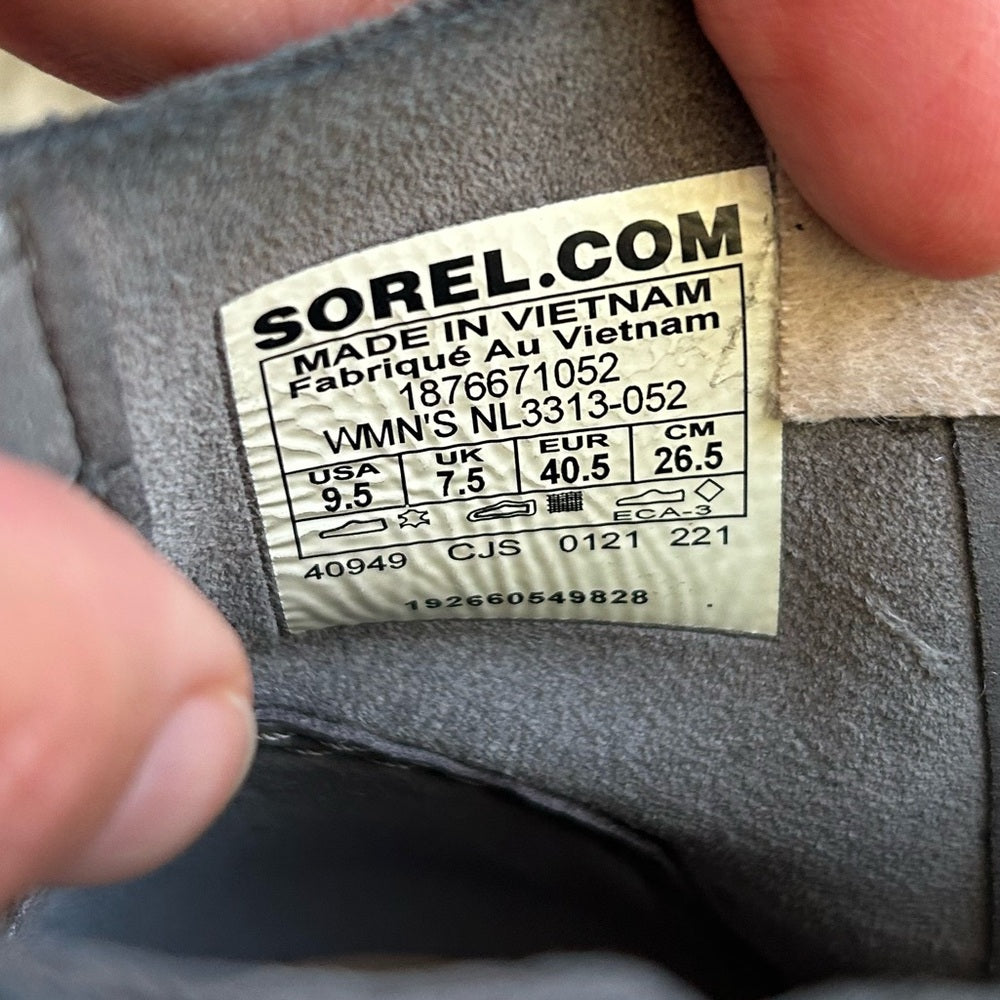 Sorel Grey Suede Evie ll Chelsea Boot, size 9.5